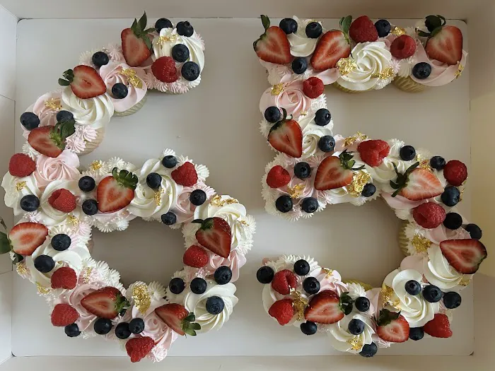 Happily Desserted Picture 3