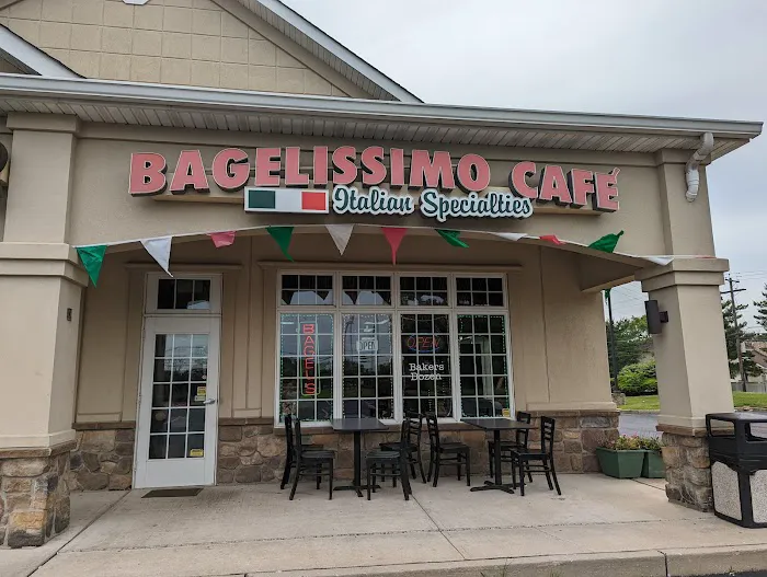 Braulios bakery & bagelissimo cafe Picture 3