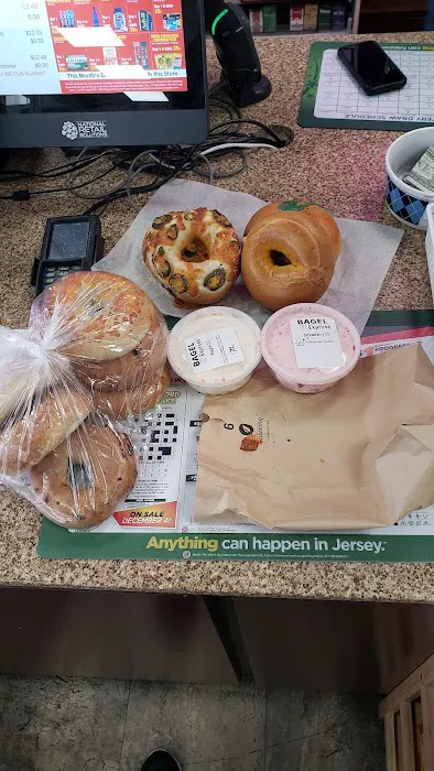 Bagel Express Food Mart (Eastampton) Picture 5