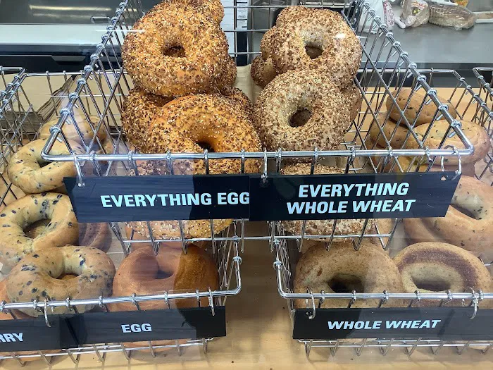 BAGELFRESH Picture 5