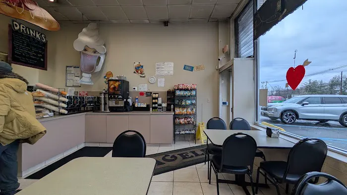 Bagel World Picture 4