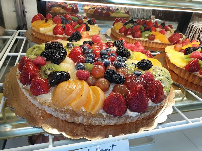 Vrej Pastry Picture 5