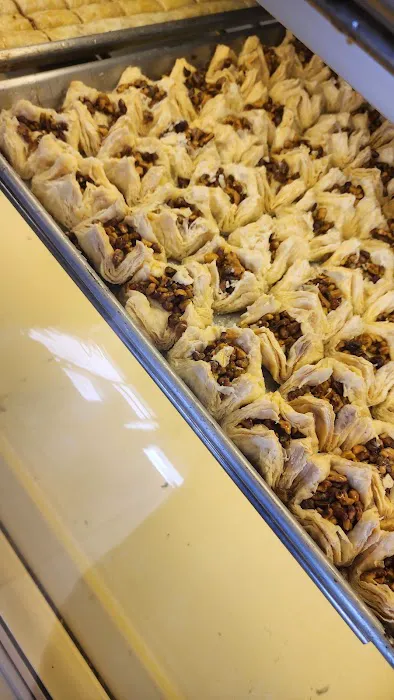 Sarkis Pastry Picture 10