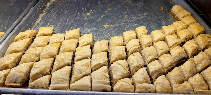 Sarkis Pastry Picture 3