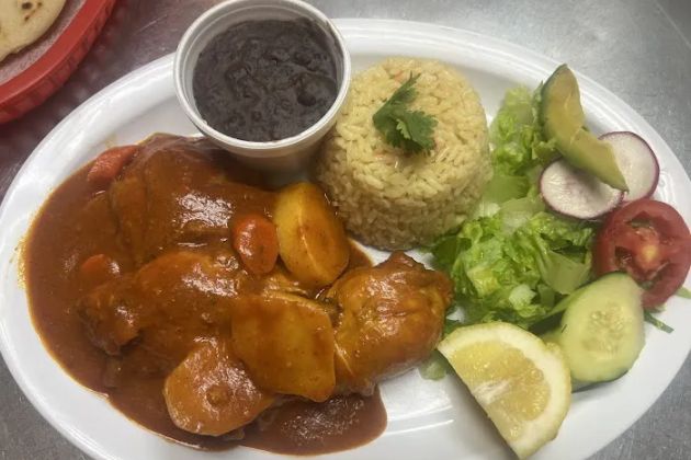 Casa Cafe Restaurant and Bakery