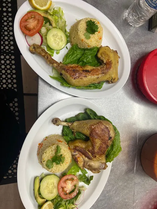 Casa Cafe Restaurant and Bakery Picture 10