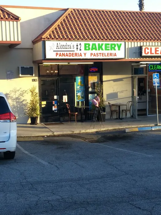 Alondra Bakery Picture 2