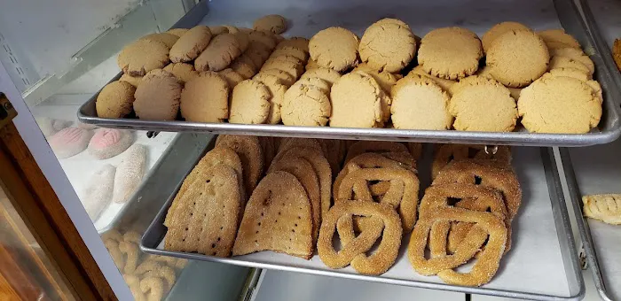 Almazan Bakery Picture 5