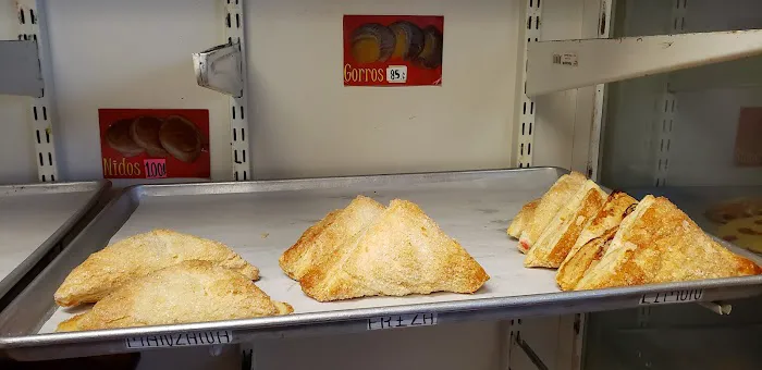 Almazan Bakery Picture 4