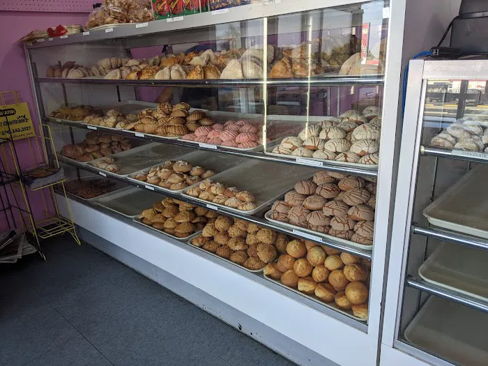 Leo's Bakery Picture 1