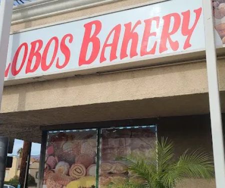 Los Lobos Bakery