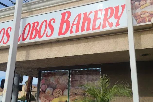 Los Lobos Bakery