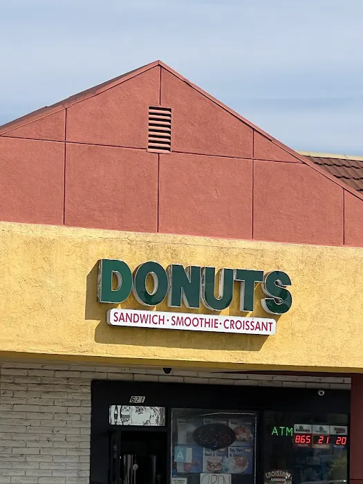 Azusa Donuts Picture 5