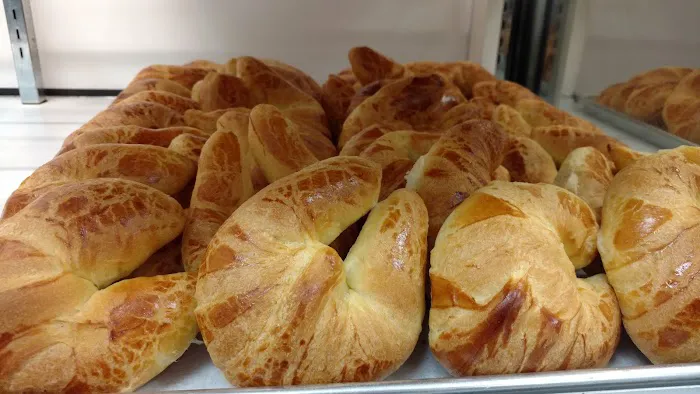 La Curra's Bakery Picture 7