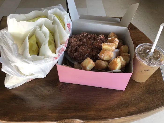 Sophe's Donuts Picture 8