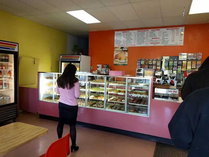 Daily Donuts Picture 6