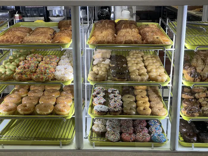 Sierra Donuts Picture 3