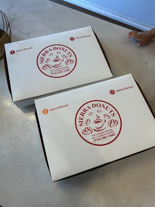 Sierra Donuts Picture 2