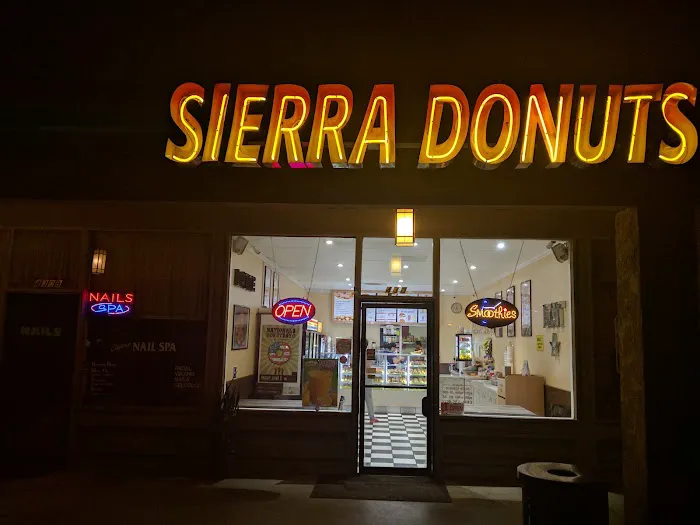 Sierra Donuts Picture 9