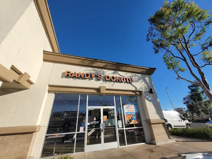Randy's Donuts Picture 4