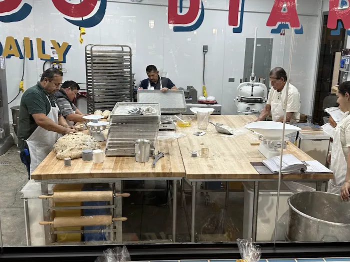 Pasteleria La Gonzalez Picture 1