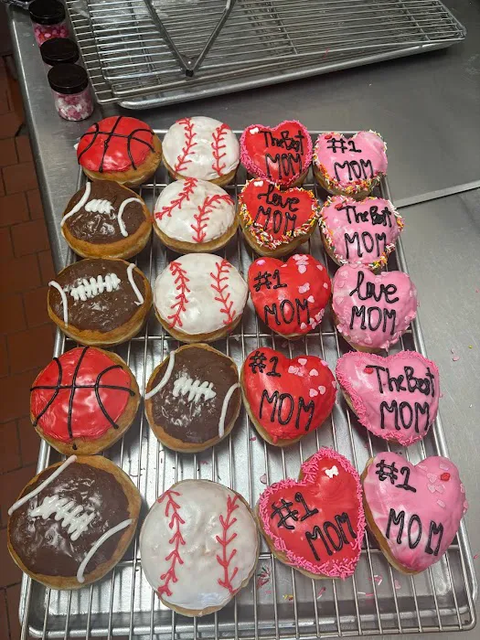 KD's Donuts Picture 4
