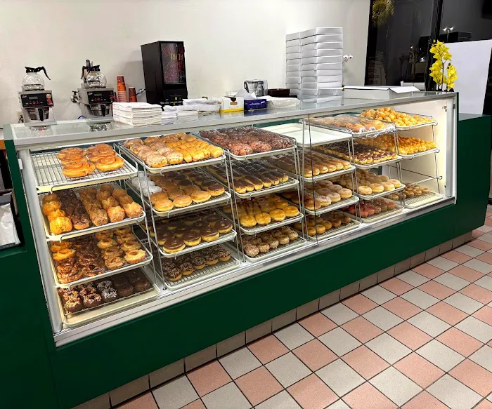 KD's Donuts Picture 5