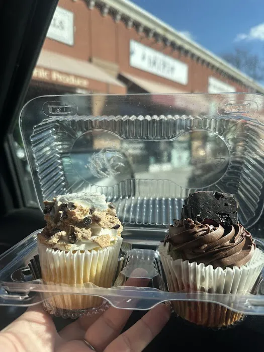 Anna Bananas Bakery Picture 7