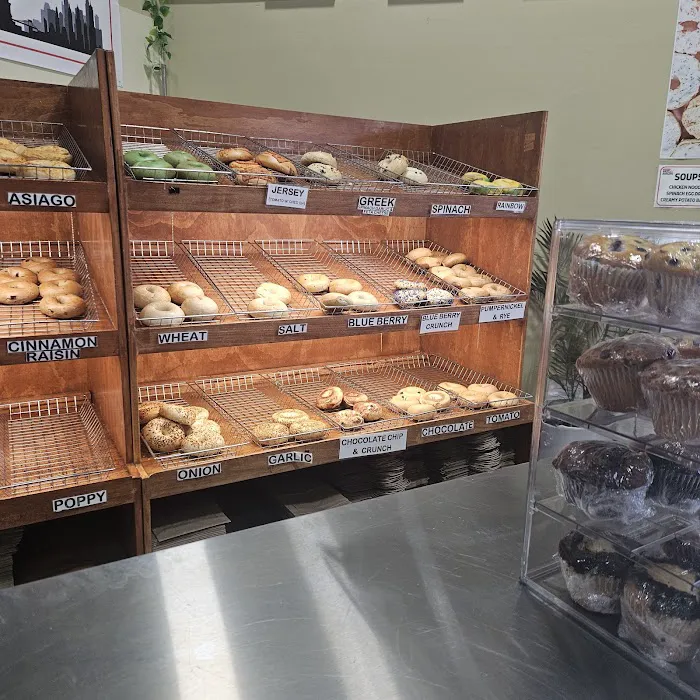 Deerpath Bagels & Burgers & Boba Tea Picture 8