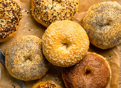 Deerpath Bagels & Burgers & Boba Tea Picture 1