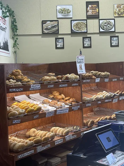 Deerpath Bagels & Burgers & Boba Tea Picture 6