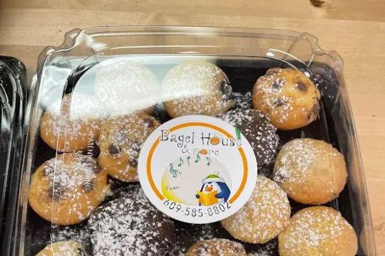 Bagel House & More