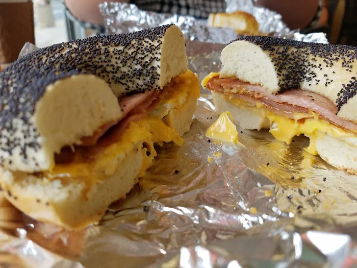 Bagels & Beyond Picture 1