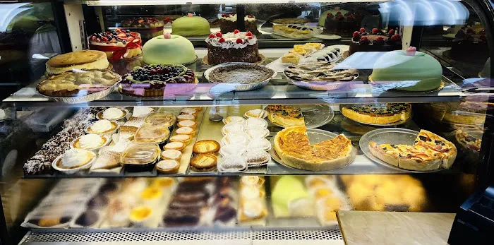 Berolina Bakery & Pastry Shop Picture 5