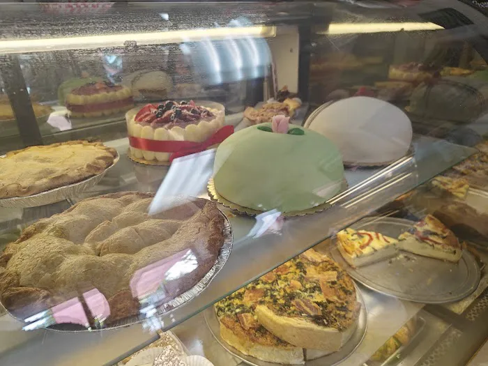 Berolina Bakery & Pastry Shop Picture 8