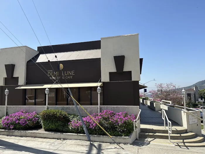 Sweet Demi Lune Bakery & Cafe Picture 1