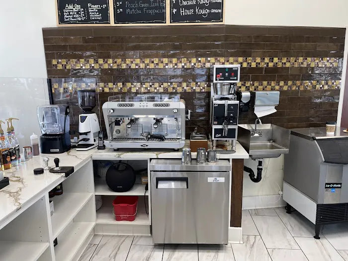 Sweet Demi Lune Bakery & Cafe Picture 6