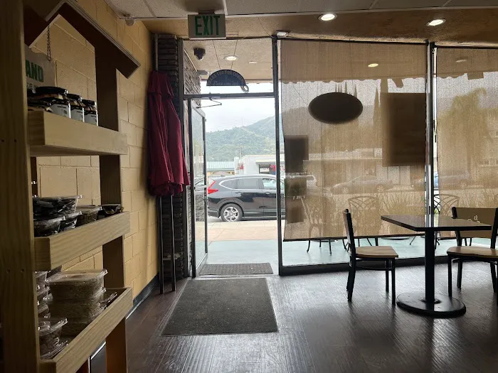 Unique Bakery Picture 6
