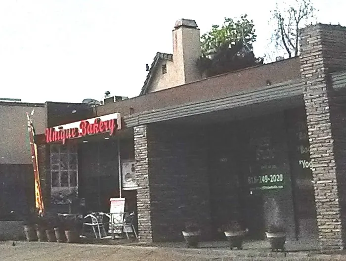 Unique Bakery Picture 1