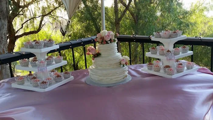SOLEIL CAKES Picture 7