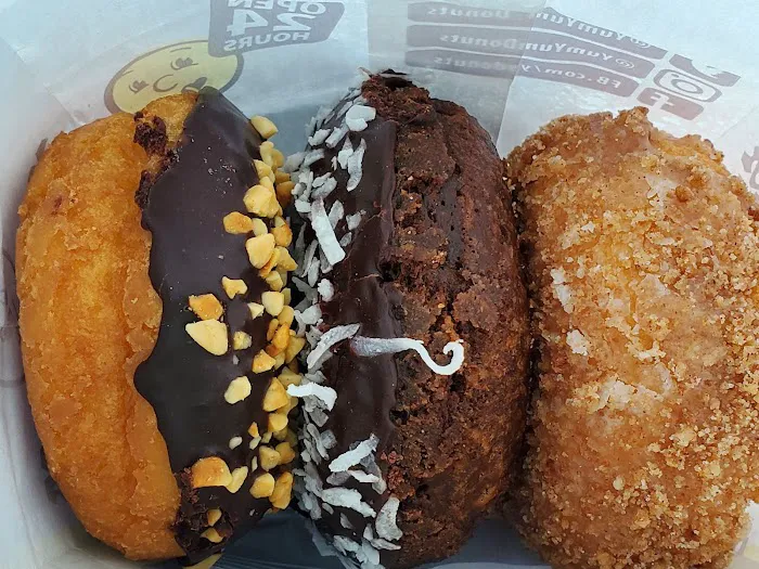 Yum Yum Donuts Picture 6