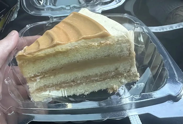 Red Ribbon Bakeshop Picture 5