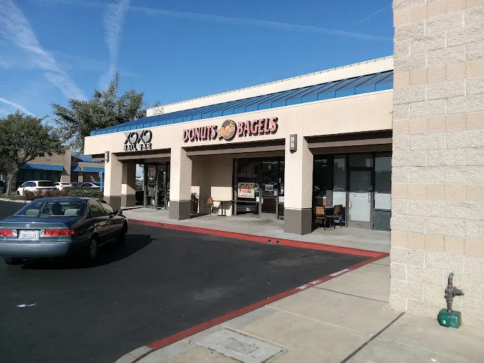 Mag's Donut & Bagel Picture 7