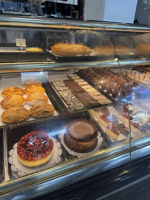 C'est Si Bon Bakery Picture 1