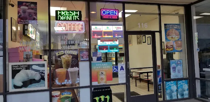 D's Donuts Picture 1