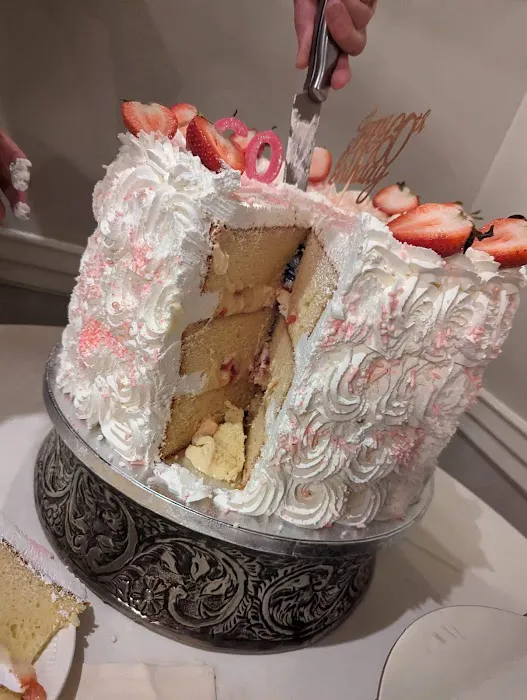Cakes On The Move Picture 3