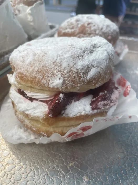JB Bakery It's Always Just Baked Picture 4
