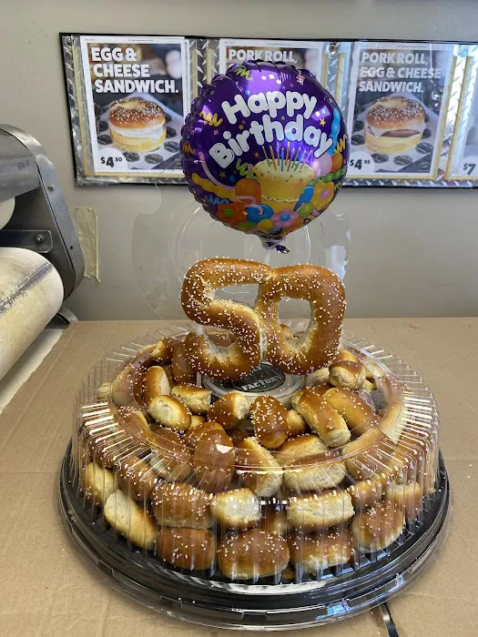 Philly Pretzel Factory, Burlington Picture 2