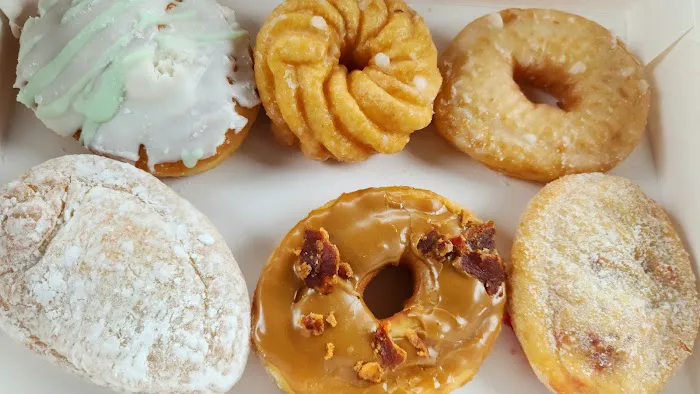 Mary's Gourmet Donut Shoppe Picture 7