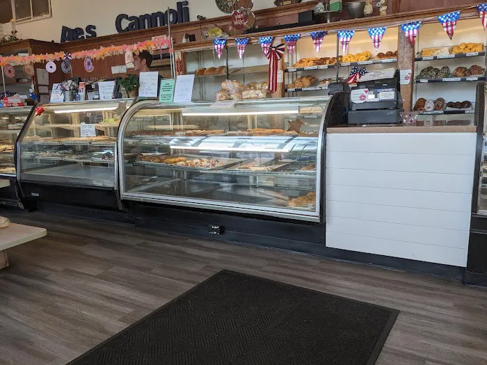Piazza's Bakery Picture 10